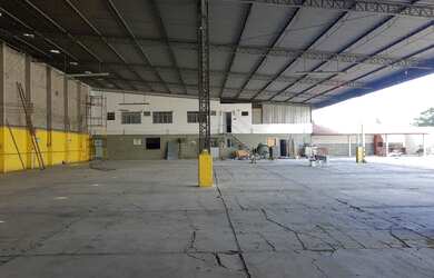 Imagem: O depósito possui 6000m² de Área e está localizado em Chácaras