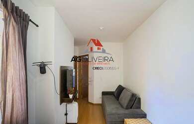 Imagem: O apartamento possui 2 Dormitórios, 1 Banheiro, 1 Vaga na garagem