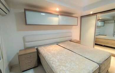 Imagem: O apartamento possui 1 Dormitório, 1 Banheiro, 1 Vaga na garagem