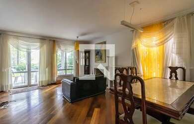 Imagem: A casa em condomínio possui 3 Dormitórios, 4 Banheiros, 4