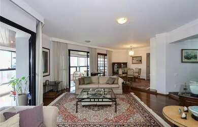 Imagem: O apartamento possui 4 Dormitórios, 4 Banheiros, 4 Vagas na