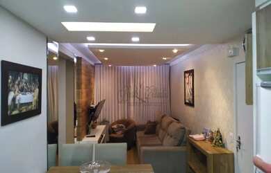 Imagem: O apartamento possui 2 Dormitórios, 1 Banheiro, 1 Vaga na garagem