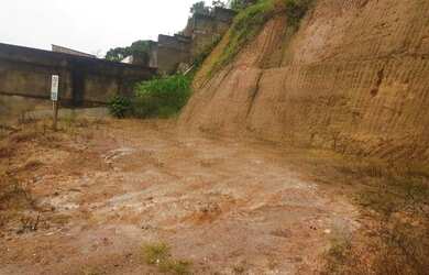 Imagem: O terreno possui 361m² de Área e está localizado em Santos