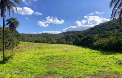 Imagem: A fazenda está localizado em Jaboticatubas, MG à venda por