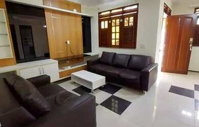 Imagem: A casa possui 4 Dormitórios, 4 Banheiros, 1 Vaga na garagem