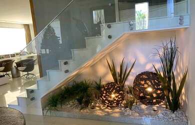 Imagem: A casa em condomínio possui 5 Dormitórios, 5 Banheiros, 2