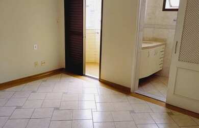 Imagem: O apartamento possui 3 Dormitórios, 3 Banheiros, 2 Vagas na