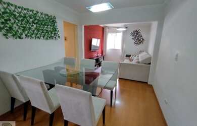 Imagem: O apartamento possui 3 Dormitórios, 1 Banheiro, 1 Vaga na garagem