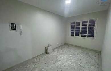 Imagem: O apartamento possui 2 Dormitórios, 1 Banheiro e 68m² de Área