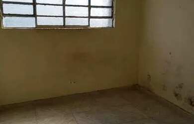 Imagem: A casa possui 1 Dormitório, 1 Banheiro e está localizado