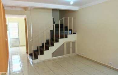 Imagem: A casa em condomínio possui 2 Dormitórios, 2 Banheiros, 1