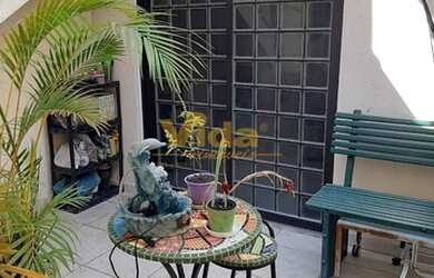 Imagem: A casa possui 2 Dormitórios, 1 Banheiro, 1 Vaga na garagem