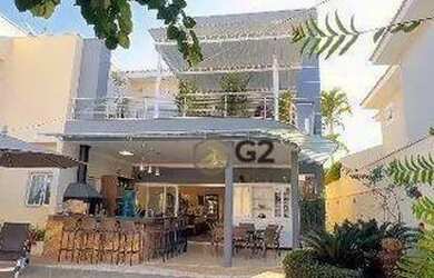 Imagem: A casa em condomínio possui 4 Dormitórios, 5 Banheiros, 4