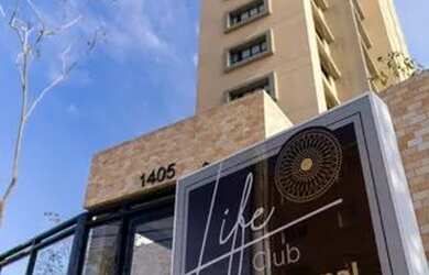 Imagem: O apartamento possui 3 Dormitórios, 5 Banheiros, 3 Vagas na