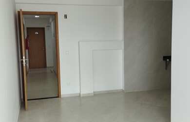 Imagem: A casa possui 3 Dormitórios, 2 Banheiros, 1 Vaga na garagem