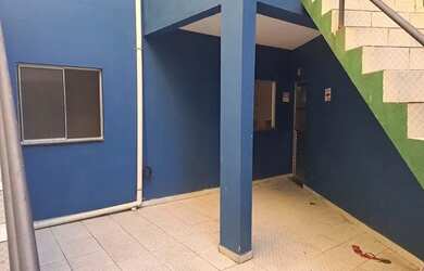 Imagem: A casa possui 2 Dormitórios, 1 Banheiro e está localizado