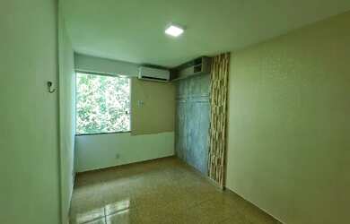 Imagem 4: Cj Jornalista frente a faculdade fametro, bairro chapada