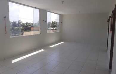 Imagem 8: Lazer de fim de semana com sua família ou amigos Nesta Casa Estilosa...