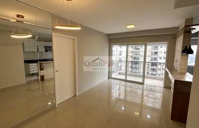 Imagem: O apartamento possui 1 Dormitório, 1 Banheiro, 1 Vaga na garagem