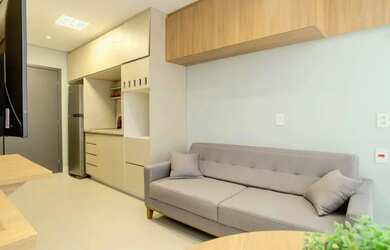 Imagem: O apartamento possui 1 Dormitório, 1 Banheiro, 1 Vaga na garagem