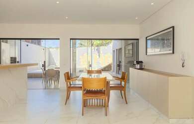 Imagem 8: Sobrado com 04 suítes e 03 vagas de garagem Bom Retiro Matinhos