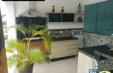 Imagem: A casa possui 3 Dormitórios, 4 Banheiros e 2 Vagas na garagem