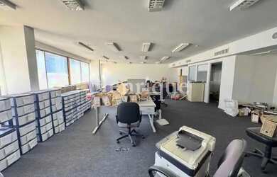 Imagem: O depósito possui 219m² de Área e está localizado em Centro