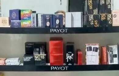 Imagem: A casa possui 4 Dormitórios, 2 Banheiros e está localizado