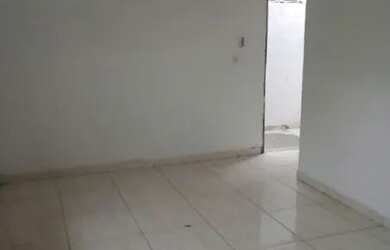 Imagem: A casa possui 1 Dormitório, 1 Banheiro, 40m² de Área e está