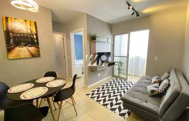 Imagem: O apartamento possui 2 Dormitórios, 1 Banheiro, 1 Vaga na garagem