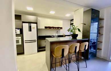 Imagem 6: Apartamento com móveis planejados à vendam de 2 dormitórios, bairro...