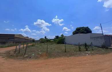 Imagem: O terreno possui 328m² de Área e está localizado em Jardim