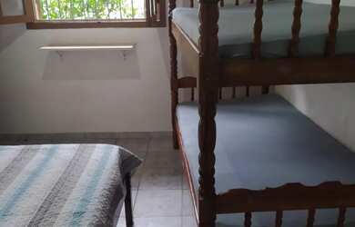 Imagem 11: Casa disponível p/ Temporada, Acomoda até 12 pessoas - 100m da Praia...