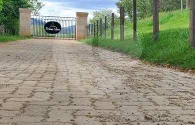 Imagem: O terreno e possui 22000-0m² de Área está localizado em Piracaia