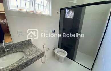 Imagem 5: Aluguel Casa BRASIL. Piscina, Churrasqueira, Varandae340m² de Área