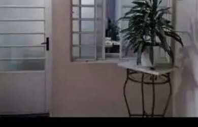 Imagem: A casa possui 2 Dormitórios, 1 Banheiro, 84m² de Área e