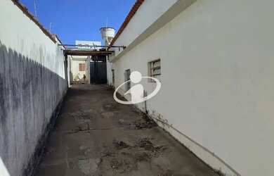 Imagem: A casa em condomínio possui 2 Dormitórios, 1 Banheiro, 10m²