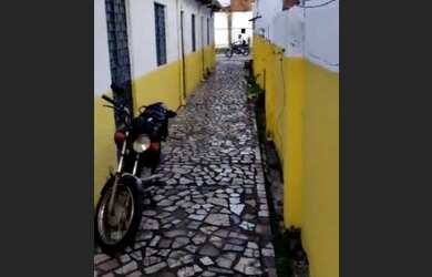 Imagem: A casa possui 2 Dormitórios, 1 Banheiro, Imóvel novo e está