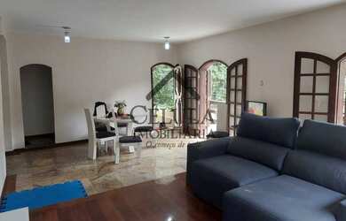 Imagem: A casa em condomínio possui 4 Dormitórios, 3 Banheiros, 2