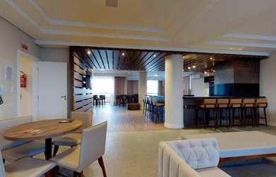 Imagem: O apartamento possui 2 Dormitórios, 1 Banheiro, 1 Vaga na garagem