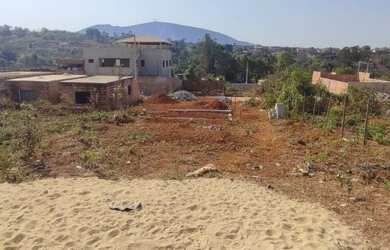 Imagem: O terreno possui 200m² de Área e está localizado em Centro