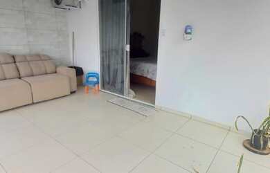 Imagem: A casa possui 3 Dormitórios, 4 Banheiros, 1 Vaga na garagem