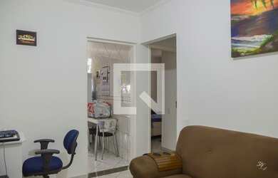 Imagem: O apartamento possui 2 Dormitórios, 1 Banheiro, 1 Vaga na garagem