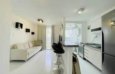 Imagem: O apartamento possui 1 Dormitório, 1 Banheiro, 1 Vaga na garagem