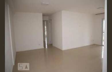 Imagem: O apartamento possui 3 Dormitórios, 3 Banheiros, 2 Vagas na