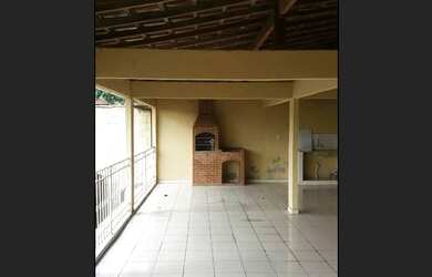 Imagem: A casa possui 4 Dormitórios, 3 Banheiros, Churrasqueira, Varanda