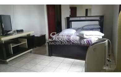 Imagem 4: Venda Casa LARANJEIRAS. Churrasqueira, Varanda, Área de serviçoe250m²...