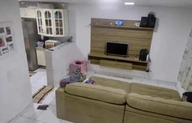 Imagem: A casa possui 3 Dormitórios, 1 Banheiro, 1 Vaga na garagem