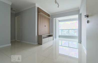 Imagem: O apartamento possui 1 Dormitório, 1 Banheiro, 1 Vaga na garagem