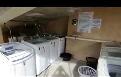 Imagem: A kitnet possui 1 Dormitório, 1 Banheiro, 1 Vaga na garagem